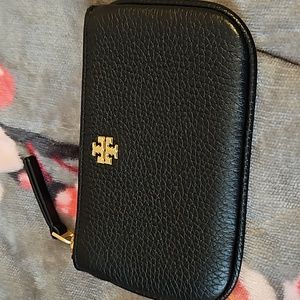 Tory Burch nwt wallet